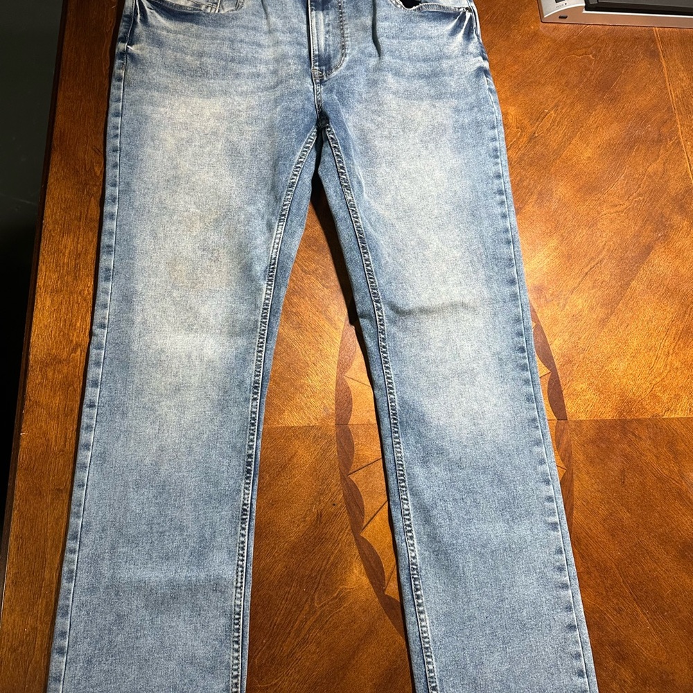 Men's Classic Light Blue Jeans